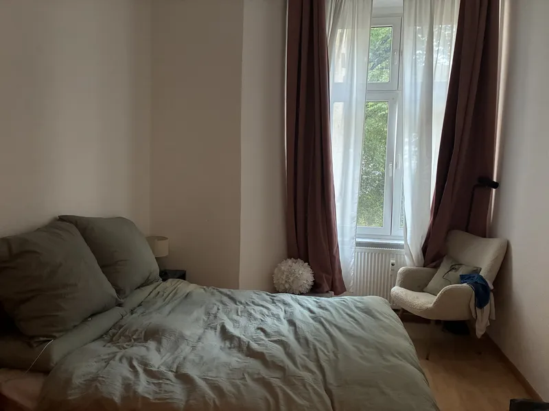 Wohnen mit Charakter: 2-Zimmer-Wohnung in der Stavangerstraße — photo 1